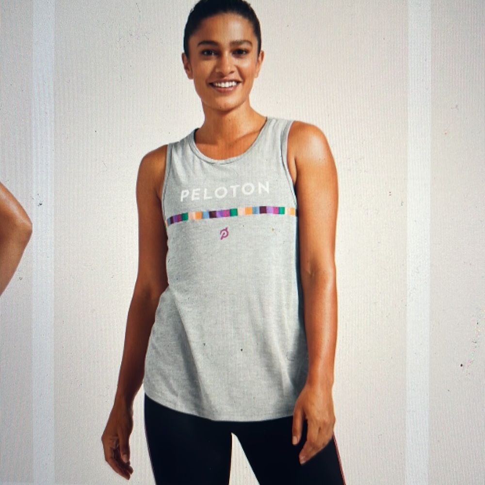 Peloton tank size medium